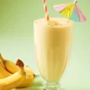 Bananen-Smoothie-Spritz – Fruchtig, cremig und erfrischend