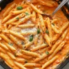 One-Pot-Pasta mit Tomaten & Mozzarella