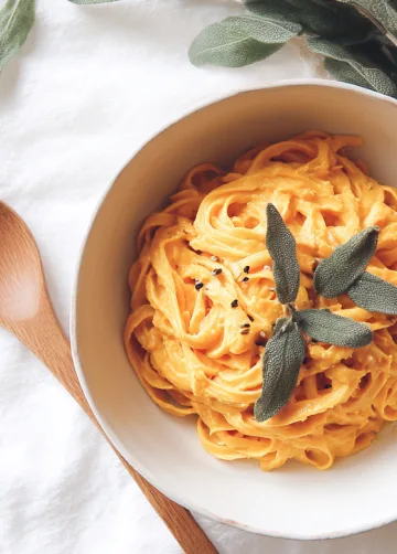 Pasta mit Kürbis und Salbei Sauce