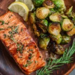 Honig-Zitronen-Lachs mit Rosenkohl