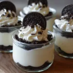 Oreo-Joghurt-Wolken im Glas